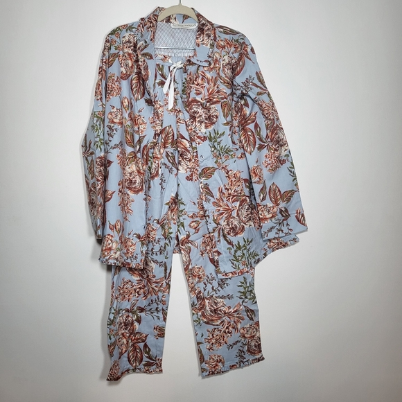 Pajama Set sz small soft cool fabric pretty floral pattern - Picture 15 of 15
